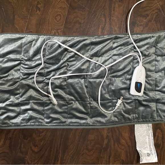 Plush Silver Quilted Heating Pad